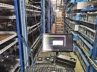 A sprawling Australian mining farm with rows of active mining rigs